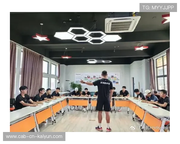 俱乐部优化青训教练考评体系提升教学可持续性